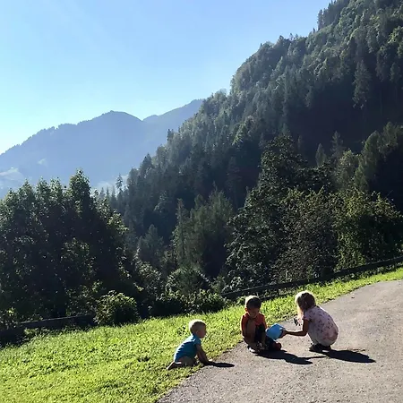 Gospodarstwo agroturystyczne Bioberghof Rohr *