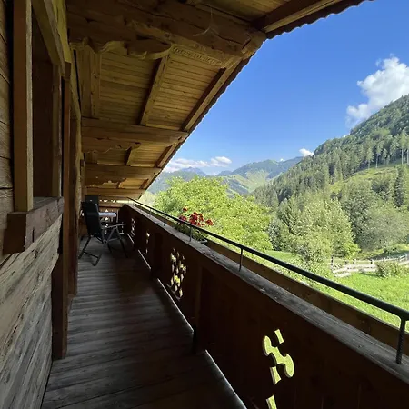Bioberghof Rohr Farm stay *